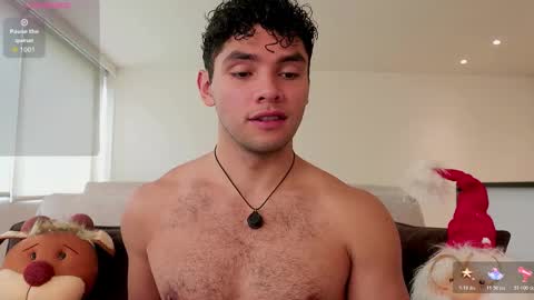 Snapshot of thiago_l chatting on December 19, 2025, 4:14 pm Just Thiago online show from December 19, 2025, 4:14 pm