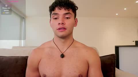 Snapshot of thiago_l chatting on January 9, 2026, 5:48 pm Just Thiago online show from January 9, 2026, 5:48 pm