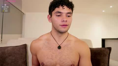 Snapshot of thiago_l chatting on February 12, 2026, 3:12 am Just Thiago online show from February 12, 2026, 3:12 am