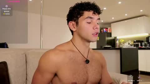 Just Thiago  online show from June 28, 2026, 1:33 am