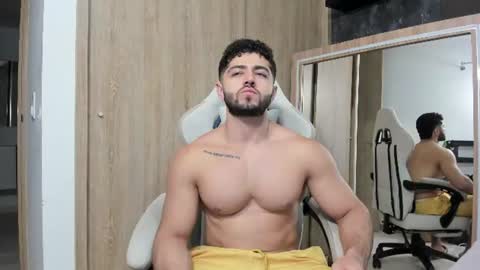 Snapshot of thiago_moretti chatting on June 28, 2026, 3:01 am THIAGO online show from June 28, 2026, 3:01 am