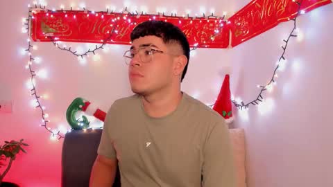 thiago_occonor online show from November 25, 2025, 2:55 am