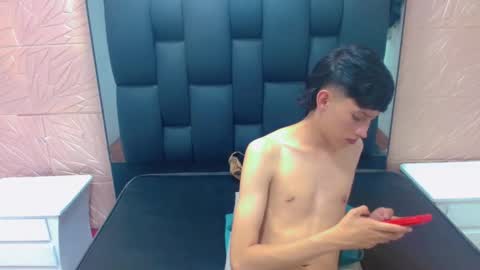 thiago_twink38 online show from December 18, 2025, 7:25 am