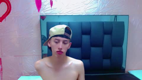 thiago_twink38 online show from February 17, 2026, 7:16 am