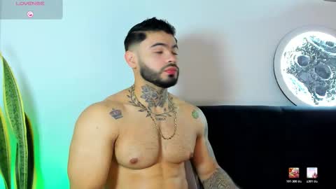 Snapshot of thiagoferrari1 chatting on February 15, 2026, 10:17 pm thiago online show from February 15, 2026, 10:17 pm