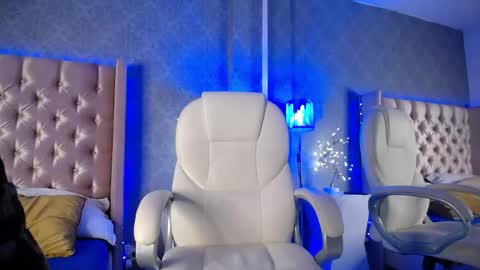 Snapshot of thiagoferrer_ chatting on May 31, 2026, 8:32 am T H I A G O online show from May 31, 2026, 8:32 am