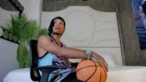 Snapshot of thiagoferreti_ chatting on October 29, 2025, 7:26 pm ThiagoFerreti online show from October 29, 2025, 7:26 pm