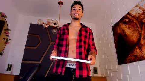 Snapshot of thiagoferreti_ chatting on November 21, 2025, 9:13 pm ThiagoFerreti online show from November 21, 2025, 9:13 pm