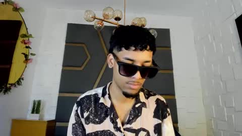 Snapshot of thiagoferreti_ chatting on November 22, 2025, 1:54 pm ThiagoFerreti online show from November 22, 2025, 1:54 pm