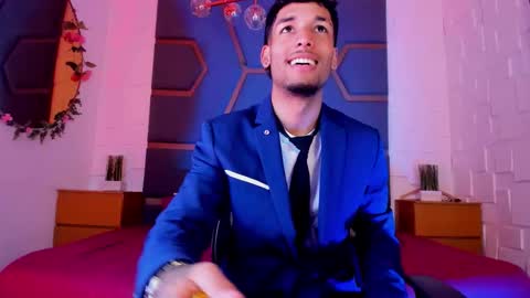 Snapshot of thiagoferreti_ chatting on December 4, 2025, 8:17 pm ThiagoFerreti online show from December 4, 2025, 8:17 pm