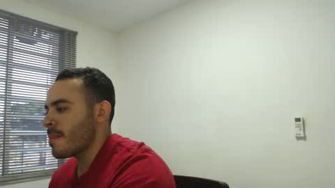 Snapshot of thiagohot_xx chatting on November 13, 2025, 7:02 pm Thiago online show from November 13, 2025, 7:02 pm