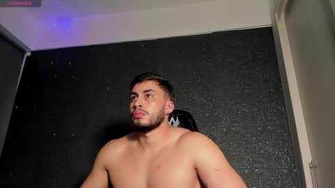 Snapshot of thiagomeneses0 chatting on February 25, 2026, 2:43 am THIAGO MENESES online show from February 25, 2026, 2:43 am