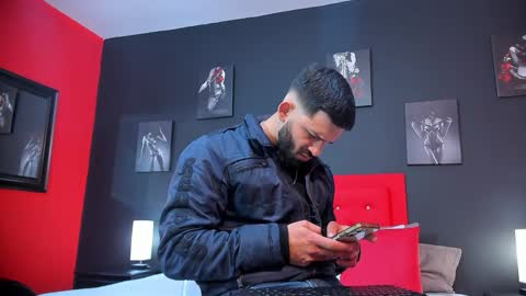 Thia Gomez online show from January 10, 2025, 12:15 pm