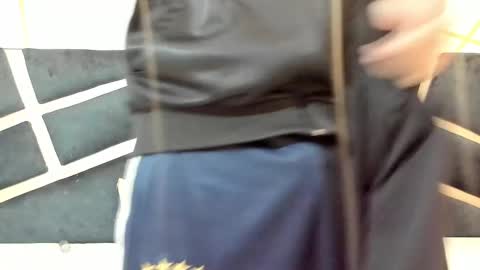 Snapshot of thiagos19 chatting on December 14, 2024, 12:55 am Thiago online show from December 14, 2024, 12:55 am