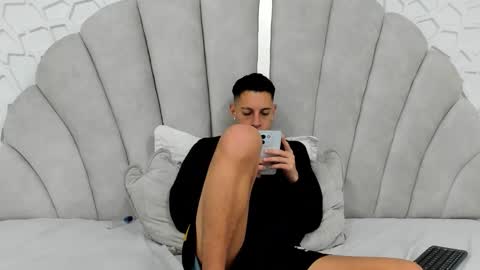 Snapshot of thiagos19 chatting on March 5, 2026, 3:30 pm Thiago online show from March 5, 2026, 3:30 pm