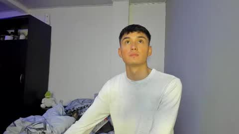 Snapshot of thiagowells_ chatting on October 22, 2025, 4:18 pm Thiago Wells online show from October 22, 2025, 4:18 pm