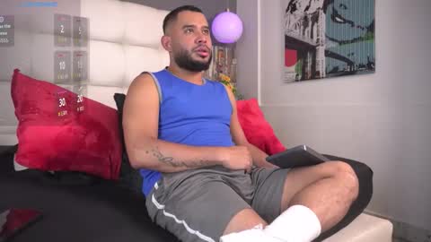 Snapshot of thiagoxbig chatting on February 12, 2026, 9:21 pm thiagoxbig online show from February 12, 2026, 9:21 pm