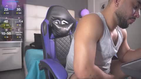 Snapshot of thiagoxbig chatting on March 10, 2026, 9:53 pm thiagoxbig online show from March 10, 2026, 9:53 pm