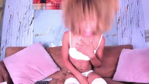Snapshot of thiana_rogers chatting on April 28, 2026, 8:58 pm Thiana Rogers online show from April 28, 2026, 8:58 pm