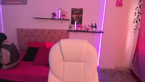 Snapshot of thianahorny chatting on October 25, 2025, 12:34 pm thianahorny online show from October 25, 2025, 12:34 pm