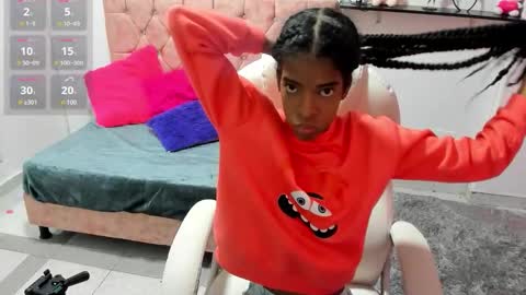 Snapshot of thianahorny chatting on November 26, 2025, 12:17 pm thianahorny online show from November 26, 2025, 12:17 pm