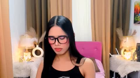 thianna_soft online show from November 19, 2025, 4:45 am