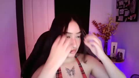 Snapshot of thiara_dor chatting on March 8, 2025, 5:59 am Thiara Next Stream 0211 get my social media 3 online show from March 8, 2025, 5:59 am