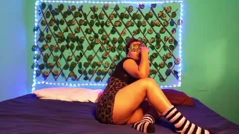 Thicc Queen The Rascal online show from September 21, 2025, 2:13 am