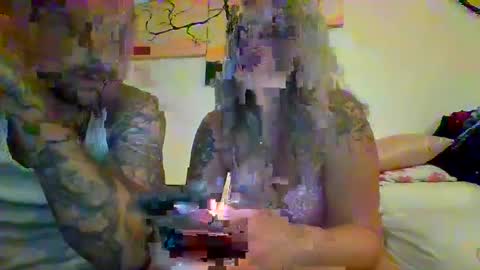 Snapshot of thiccthicc13 chatting on September 15, 2025, 12:21 am thiccthicc13 online show from September 15, 2025, 12:21 am