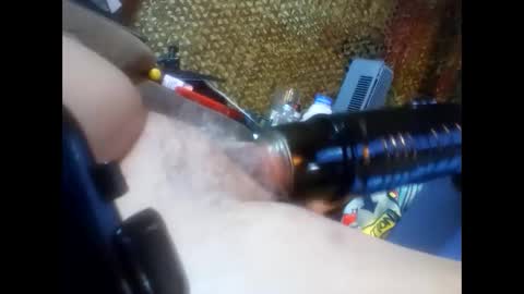 thickcock00088 online show from January 3, 2025, 1:25 pm