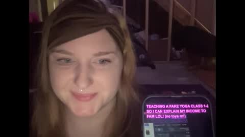 Snapshot of thickgingergoddess chatting on February 5, 2025, 6:04 pm Ariel online show from February 5, 2025, 6:04 pm