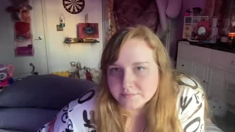 Snapshot of thickgingergoddess chatting on March 10, 2025, 11:06 pm Ariel online show from March 10, 2025, 11:06 pm