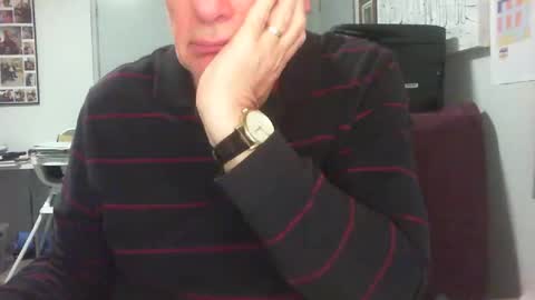 Snapshot of thickmelnik chatting on December 9, 2024, 12:40 pm James online show from December 9, 2024, 12:40 pm