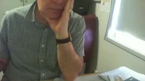 Snapshot of thickmelnik chatting on December 25, 2024, 9:22 pm James online show from December 25, 2024, 9:22 pm