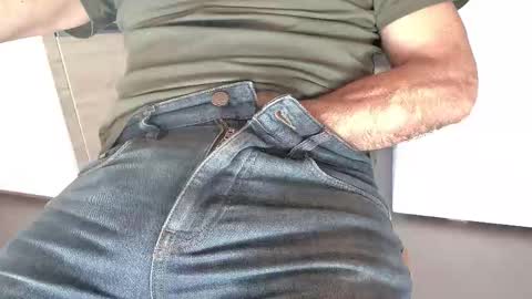 Snapshot of thickrum chatting on March 17, 2026, 11:13 am Thickru online show from March 17, 2026, 11:13 am