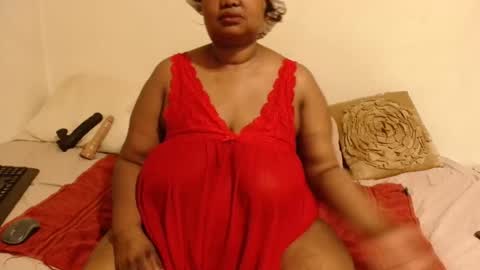 Snapshot of thicksexymellons chatting on November 5, 2025, 10:54 pm Pat online show from November 5, 2025, 10:54 pm