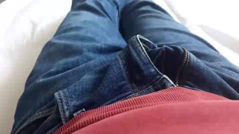 Snapshot of thicksingarters chatting on December 16, 2025, 12:43 pm thicksingarters online show from December 16, 2025, 12:43 pm