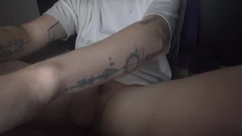 thicksized online show from October 4, 2025, 11:47 pm