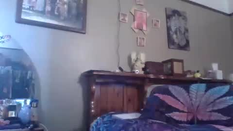 Thickthighs92 online show from September 26, 2025, 8:35 pm