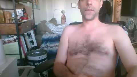 Snapshot of thickty chatting on May 4, 2026, 12:45 pm thickty online show from May 4, 2026, 12:45 pm