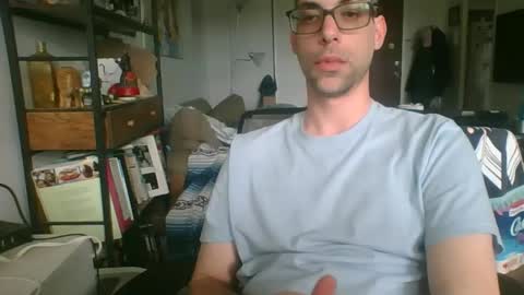 Snapshot of thickty chatting on May 15, 2026, 6:15 pm thickty online show from May 15, 2026, 6:15 pm