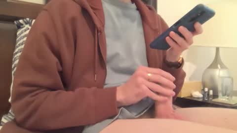 Snapshot of thickveinyuncutbwc chatting on January 1, 2025, 3:03 pm thickveinyuncutbwc online show from January 1, 2025, 3:03 pm