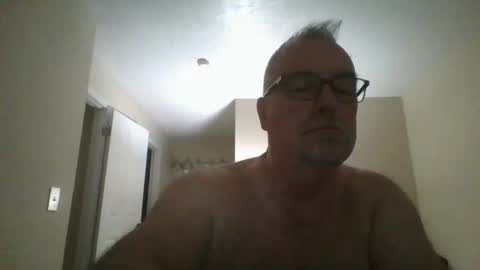 Snapshot of thickwhiteload chatting on October 28, 2025, 2:31 pm thickwhiteload online show from October 28, 2025, 2:31 pm