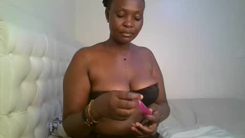 Rue online show from December 13, 2025, 7:53 pm