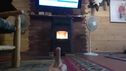 Snapshot of thicwhtcock chatting on February 16, 2026, 7:10 pm MissBear online show from February 16, 2026, 7:10 pm