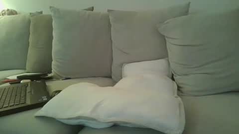 thierrymanceau754 online show from April 8, 2026, 5:02 pm