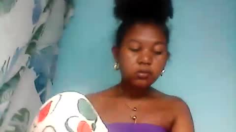 Snapshot of thierryzz chatting on July 6, 2026, 4:42 am thierryzz online show from July 6, 2026, 4:42 am