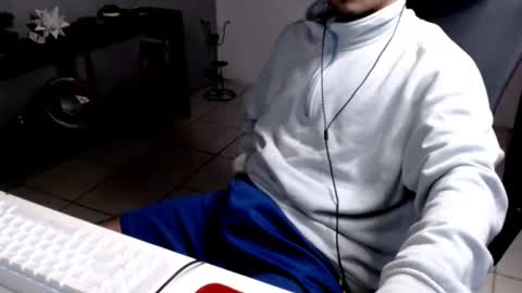 Snapshot of thieves_us chatting on January 12, 2026, 12:43 pm thieves_us online show from January 12, 2026, 12:43 pm