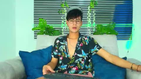 Snapshot of thiiagosaeenz chatting on February 5, 2026, 3:11 am Thiago Saenzz online show from February 5, 2026, 3:11 am