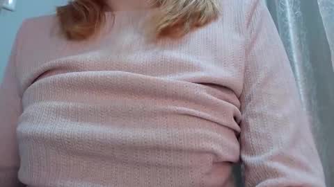 Snapshot of thin33 chatting on March 2, 2026, 2:36 am sara online show from March 2, 2026, 2:36 am